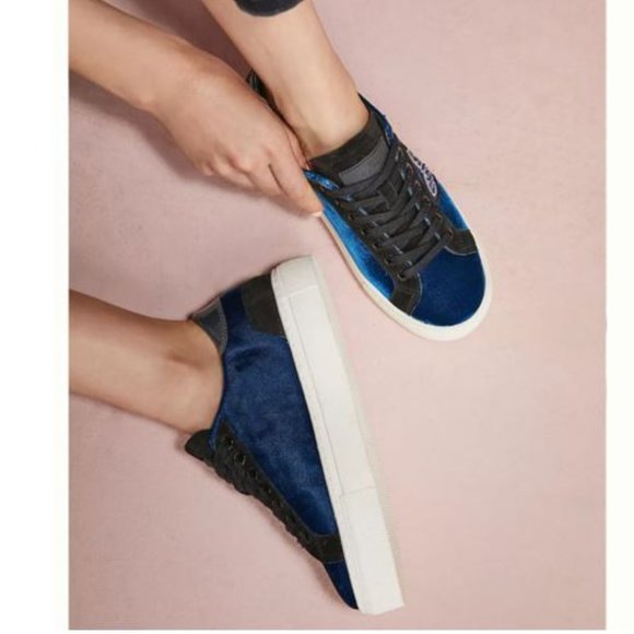 D.A.T.E. Velvet Butterfly Sneakers in Velvet Blue - Size 39 EU / 8.5 US - NWT - Picture 5 of 9
